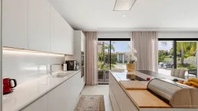 Zona Casino 5 bedrooms villa for sale