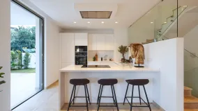 Se vende villa en El Campanario