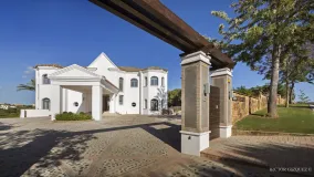 Villa with 7 bedrooms for sale in Zona G