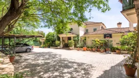 For sale villa in Zona F