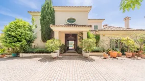 For sale villa in Zona F