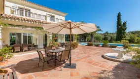 For sale Zona F villa with 4 bedrooms