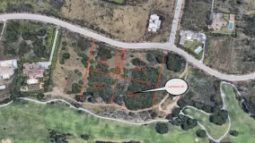 Plot for sale in Zona L