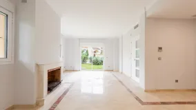 Semi detached house for sale in San Roque Club with 3 bedrooms
