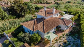 For sale 6 bedrooms villa in Zona B