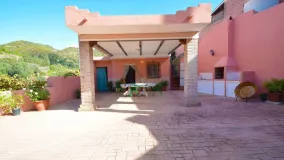 Country house for sale in Los Altos de los Monteros