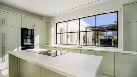 Se vende villa en Nueva Andalucia