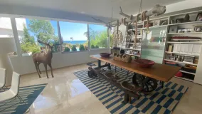 For sale 3 bedrooms apartment in New Golden Mile