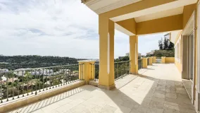 Villa for sale in Ctra. De Ronda