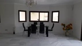 Buy villa with 6 bedrooms in New Golden Mile