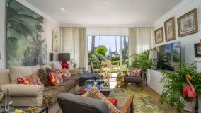 Se vende apartamento planta baja en Azahara I