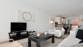 For sale ground floor duplex in Andalucia Alta