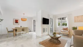 4 bedrooms town house in Los Naranjos de Marbella for sale