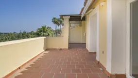 Se vende apartamento en Los Arcos (La Quinta)