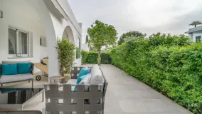 For sale Los Potros 4 bedrooms town house