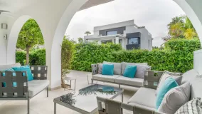 For sale Los Potros 4 bedrooms town house