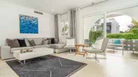 For sale Los Potros 4 bedrooms town house