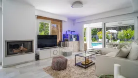 Villa a la venta en Los Naranjos Hill Club de 4 dormitorios