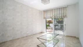 Ground floor apartment for sale in Los Naranjos de Marbella