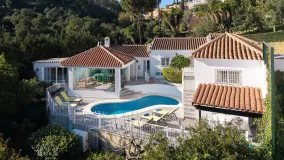 Villa a la venta de 4 dormitorios en Puerto del Almendro