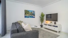 Buy 3 bedrooms ground floor apartment in La Maestranza