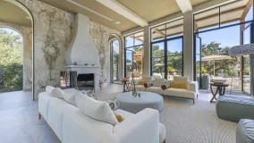 For sale villa with 6 bedrooms in Sotogrande