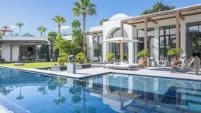 For sale villa with 6 bedrooms in Sotogrande