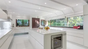 For sale villa with 6 bedrooms in Rio Real Golf