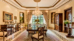 Villa con 6 dormitorios a la venta en Sierra Blanca