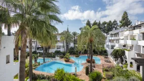 Ático en venta en Puente Romano II de 2 dormitorios