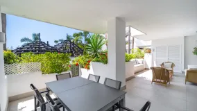 Marina Puente Romano, apartamento planta baja con 3 dormitorios en venta