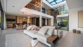 Villa a la venta en Marbella Golden Mile