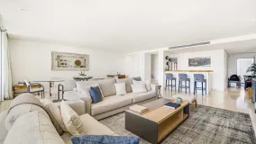 Atico duplex en venta con 3 dormitorios en Marina Puente Romano