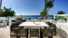 For sale ground floor apartment in Marina Puente Romano