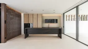 Comprar villa en Atalaya de Rio Verde con 4 dormitorios