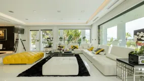 Las Brisas, villa con 7 dormitorios a la venta