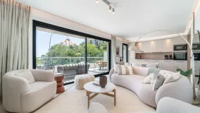 Duplex penthouse for sale in La Quinta with 3 bedrooms