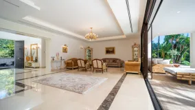 Villa with 7 bedrooms for sale in Casasola
