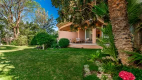 Apartamento planta baja con 3 dormitorios en venta en Magna Marbella