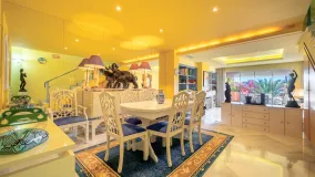 For sale town house in El Palmeral