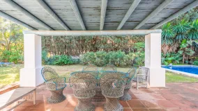 Villa for sale in Artola with 4 bedrooms