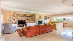 Paraiso Alto 6 bedrooms villa for sale