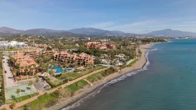 Ground floor apartment for sale in New Golden Mile with 2 bedrooms