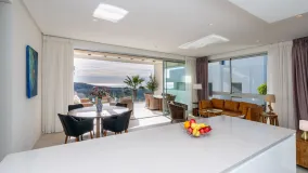For sale Benahavis apartment with 3 bedrooms