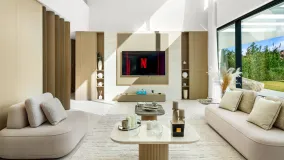 Villa a la venta de 6 dormitorios en Los Monteros Playa