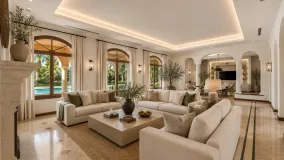For sale Guadalmina Baja villa with 8 bedrooms