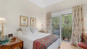 Altos de Puente Romano, villa con 5 dormitorios en venta