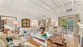 Altos de Puente Romano, villa con 5 dormitorios en venta