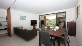Apartamento a la venta en Benahavis con 2 dormitorios