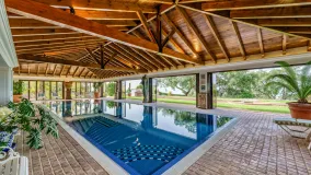 For sale finca in La Mairena with 7 bedrooms